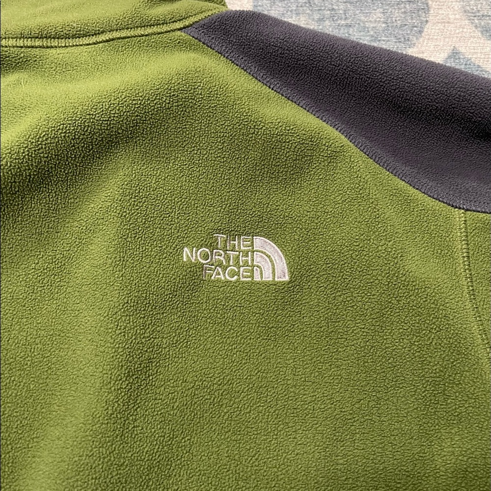 The Northface jacket - Picture 8 of 10